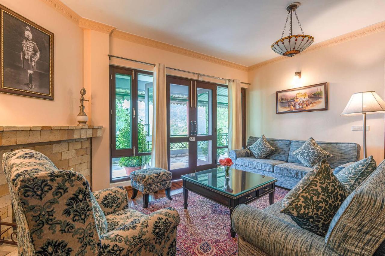 Stayvista At Cecil Cottages With Barbeque, Hill View Касаули Екстериор снимка