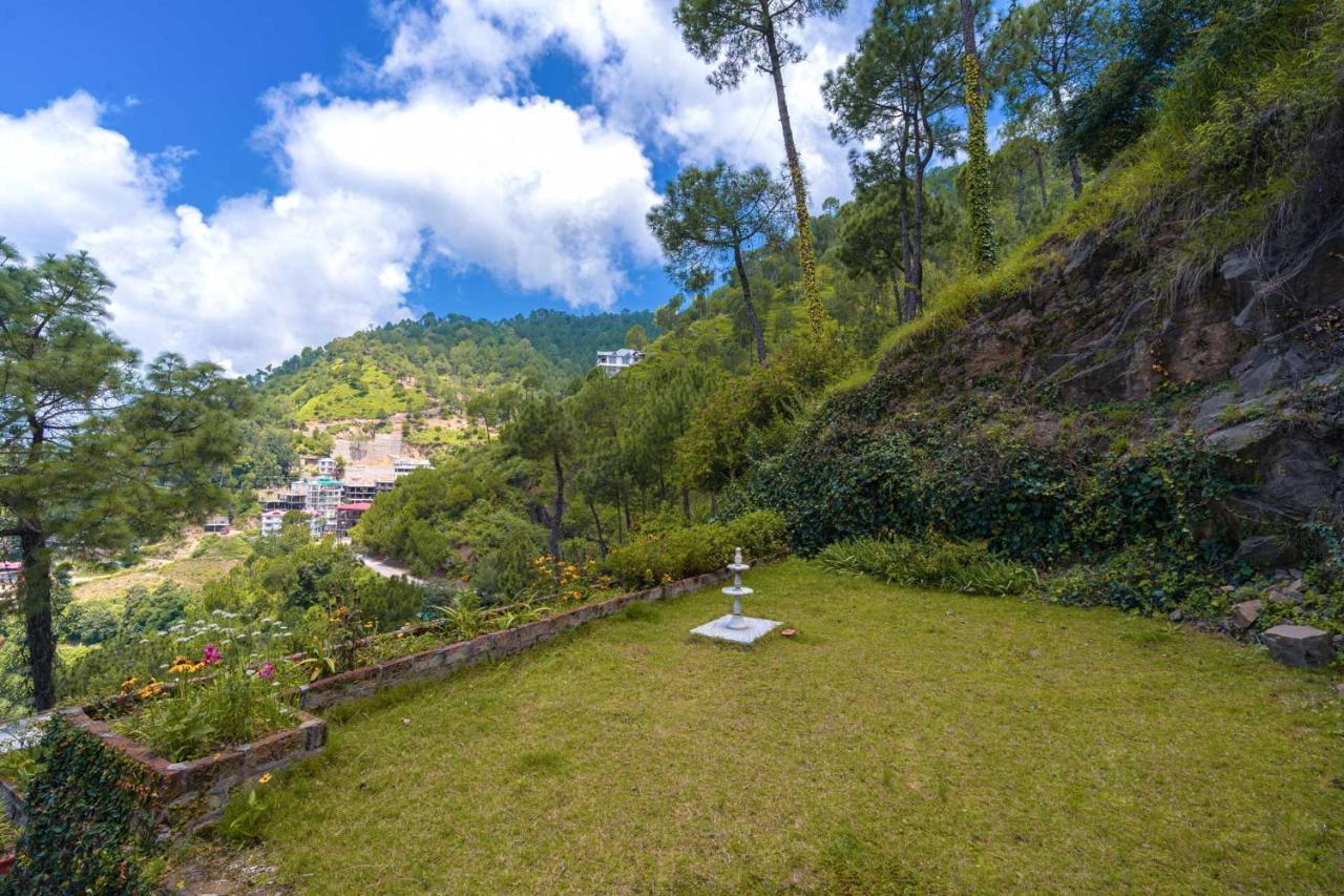 Stayvista At Cecil Cottages With Barbeque, Hill View Касаули Екстериор снимка