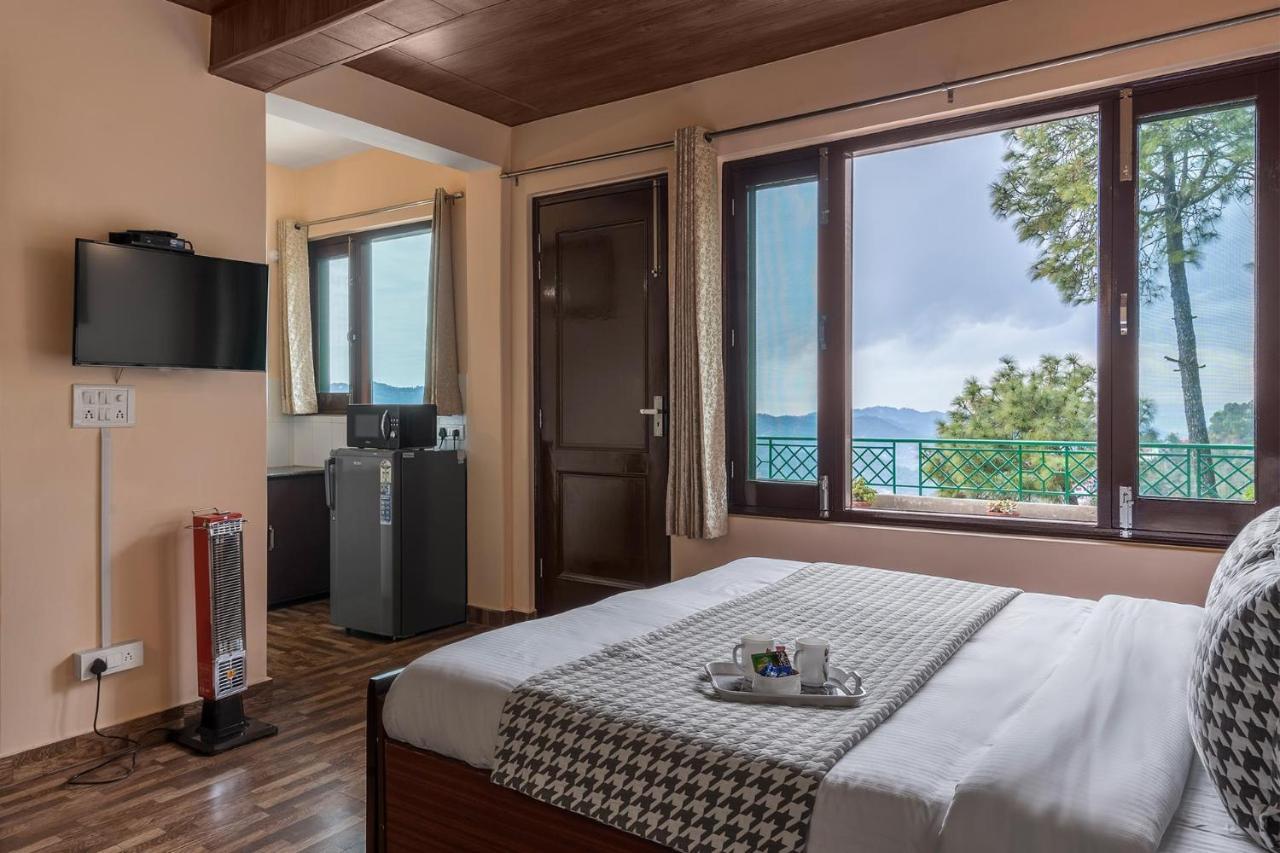 Stayvista At Cecil Cottages With Barbeque, Hill View Касаули Екстериор снимка