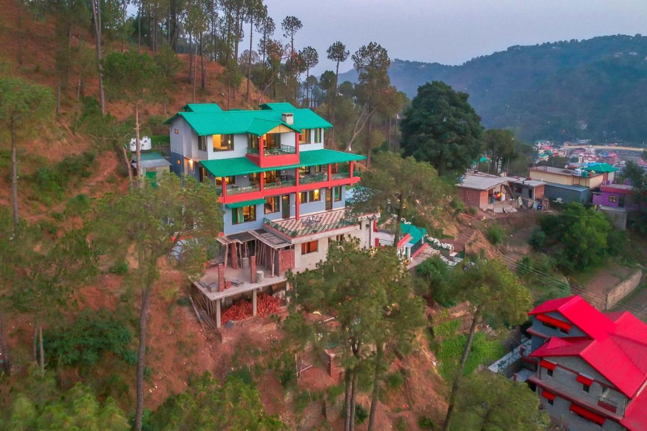 Stayvista At Cecil Cottages With Barbeque, Hill View Касаули Екстериор снимка