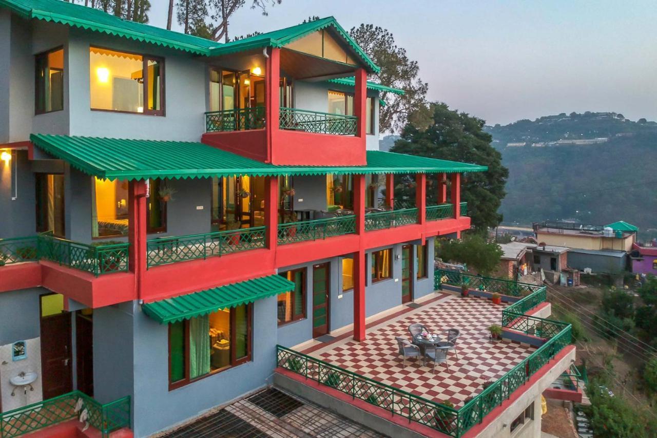 Stayvista At Cecil Cottages With Barbeque, Hill View Касаули Екстериор снимка