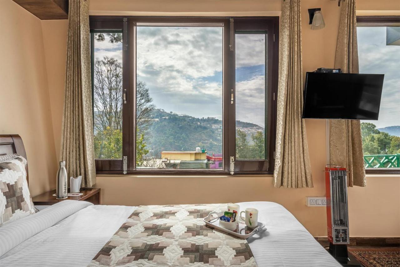 Stayvista At Cecil Cottages With Barbeque, Hill View Касаули Екстериор снимка